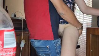 Я чуть не трахнул жену своего лучшего друга порно